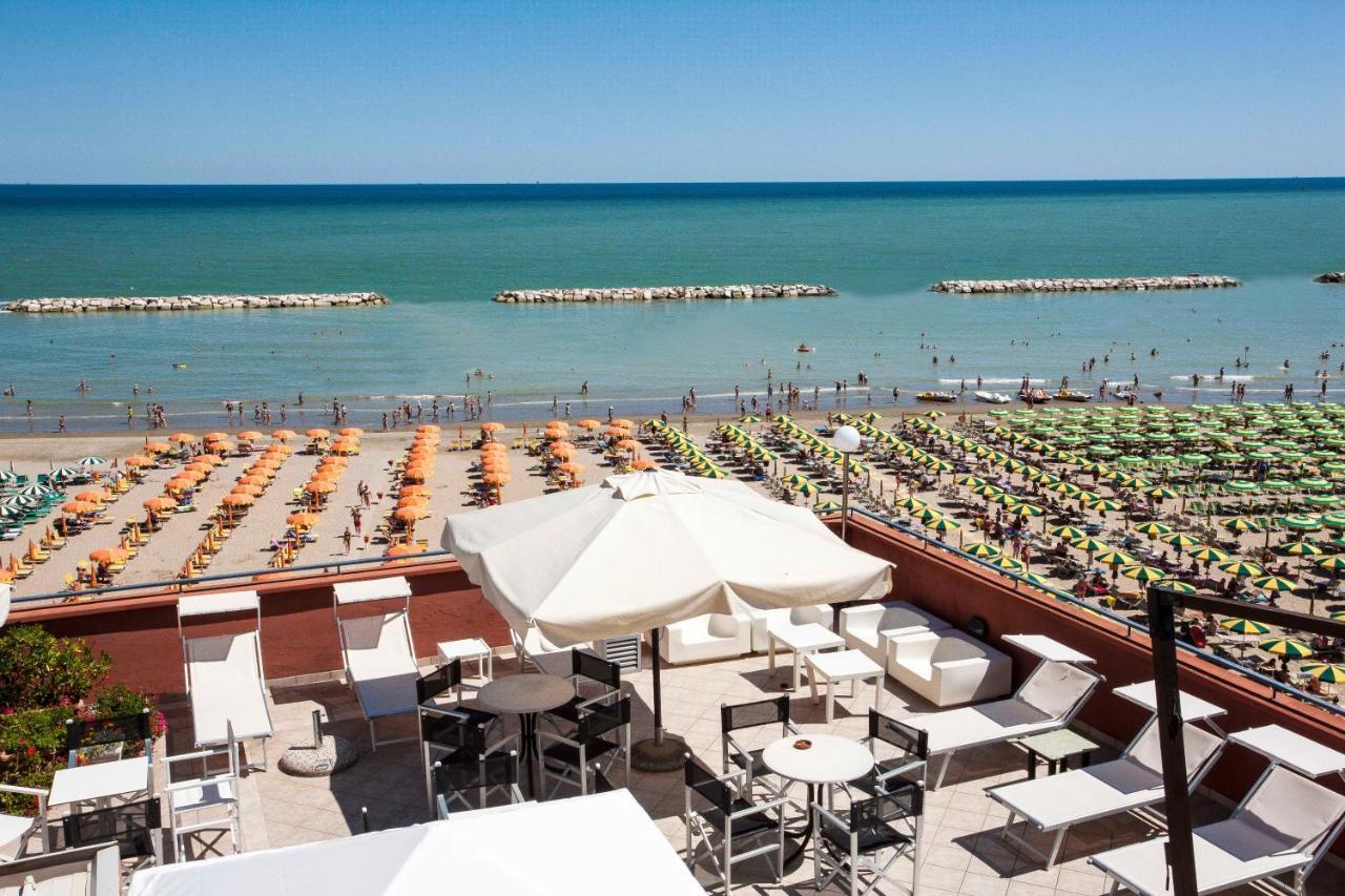 Giovanna Regina Hotel Gabicce Mare Εξωτερικό φωτογραφία