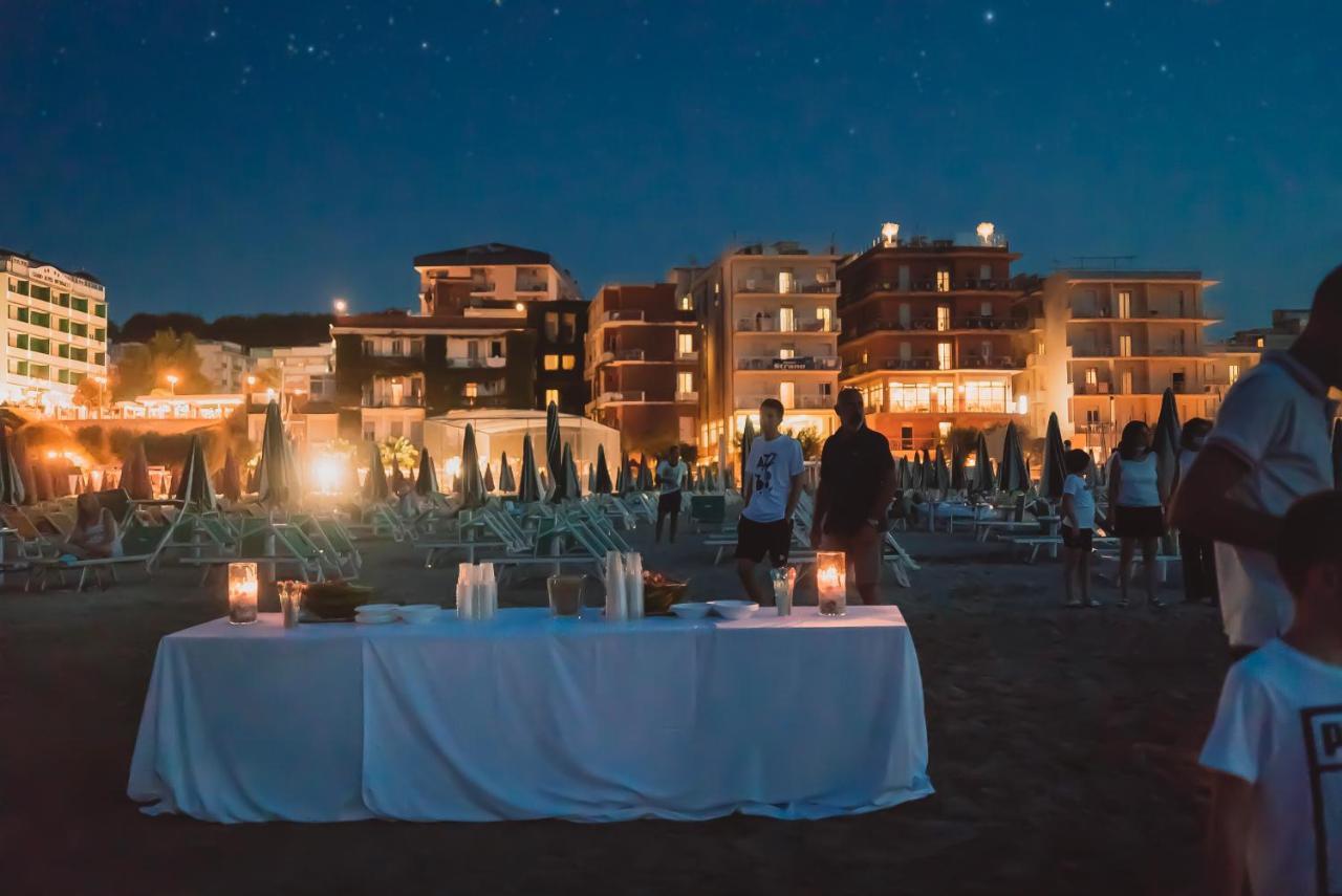 Giovanna Regina Hotel Gabicce Mare Εξωτερικό φωτογραφία