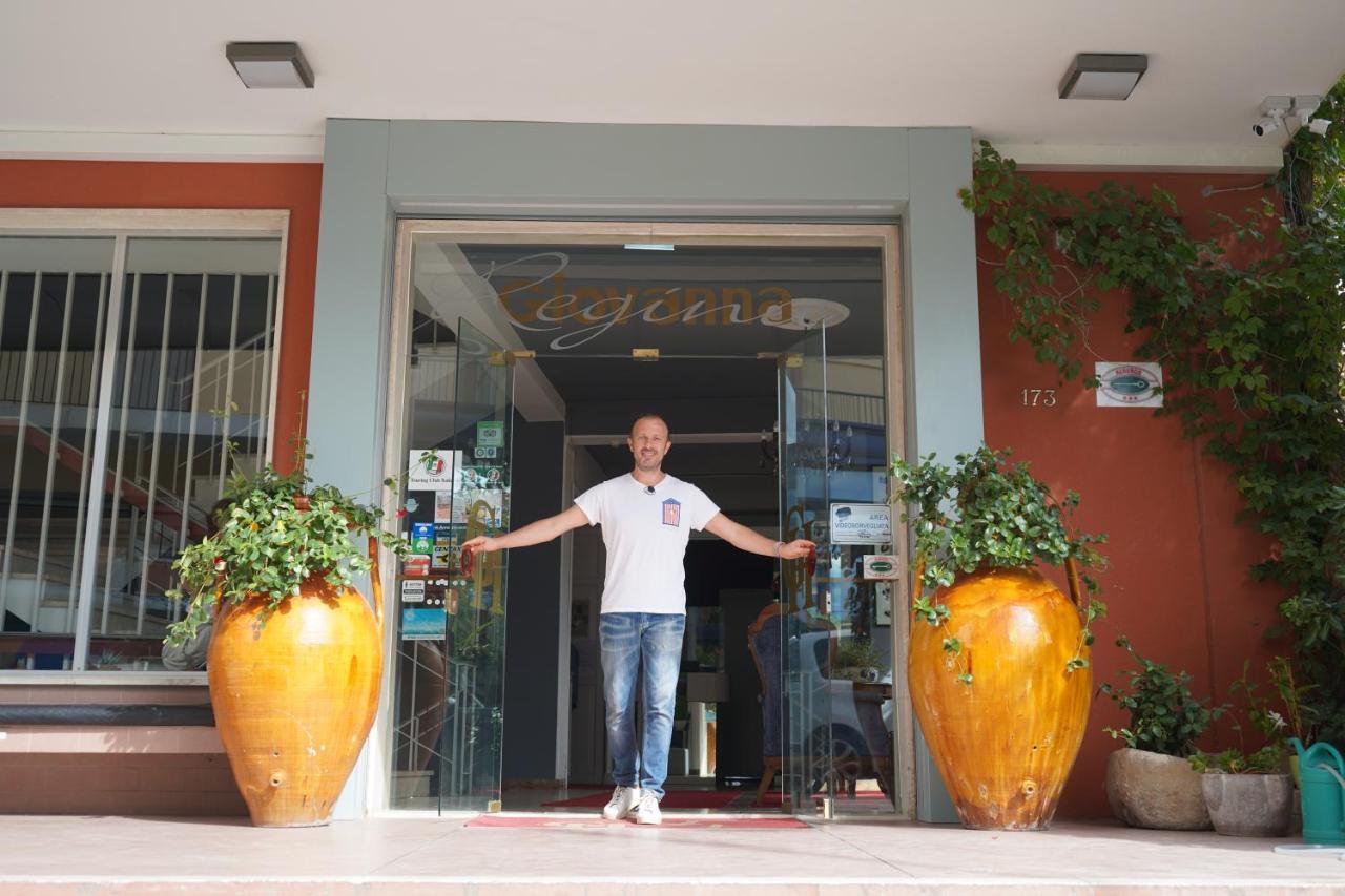 Giovanna Regina Hotel Gabicce Mare Εξωτερικό φωτογραφία