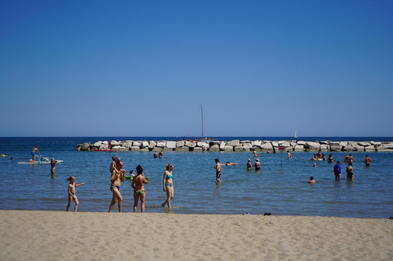 Giovanna Regina Hotel Gabicce Mare Εξωτερικό φωτογραφία