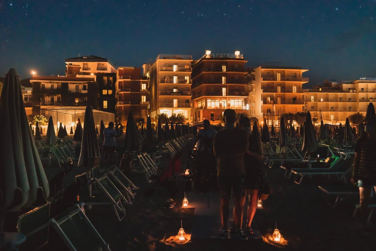 Giovanna Regina Hotel Gabicce Mare Εξωτερικό φωτογραφία