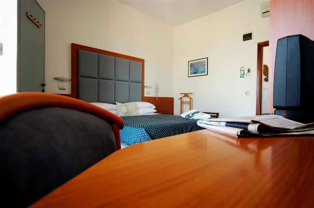 Giovanna Regina Hotel Gabicce Mare Δωμάτιο φωτογραφία