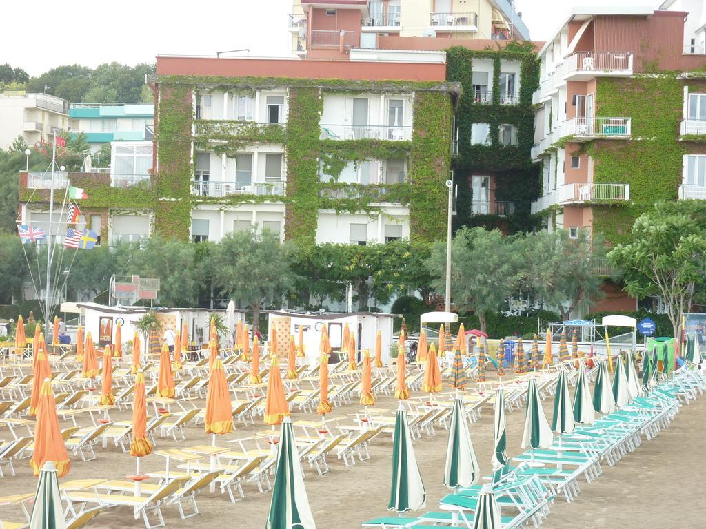 Giovanna Regina Hotel Gabicce Mare Εξωτερικό φωτογραφία
